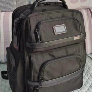 Tumi Alpha3 Outdoor Casual Backpack